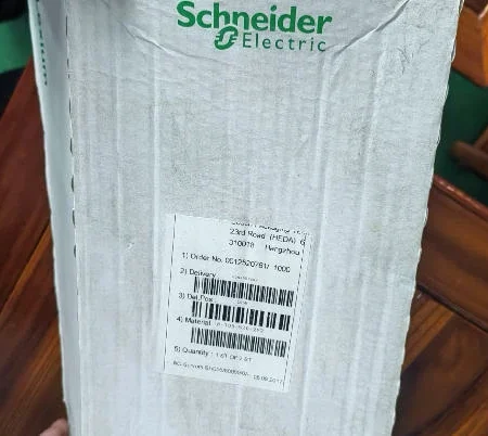 Schneider ELAU servo motor VIA0703D32A0000 ISH070/60022/0/1/00/0/10/10/00