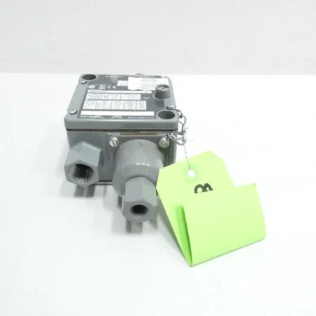 Allen Bradley 836T-D452J Pressure Switch 5-40psi 120-600v-ac 115-600v-dc