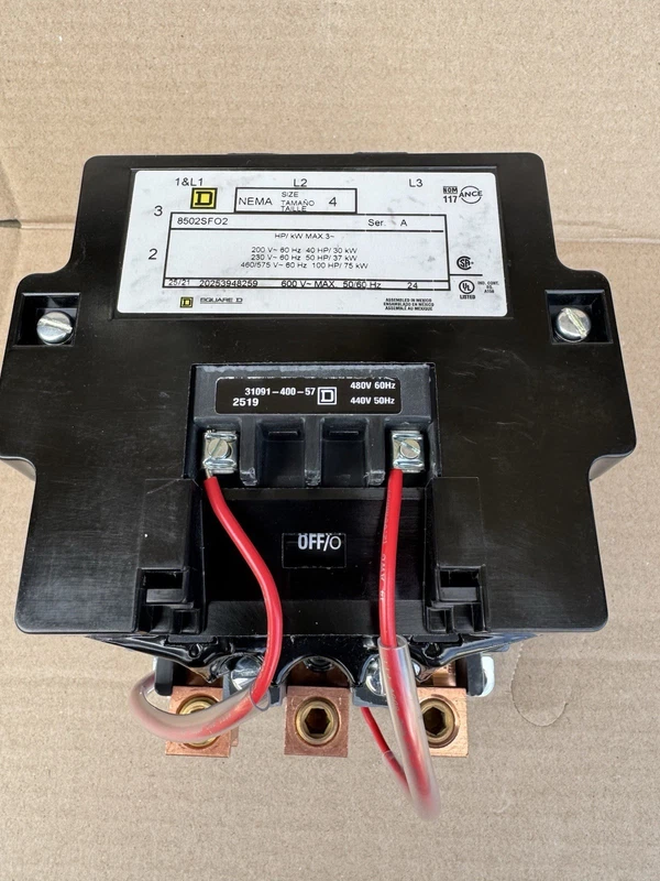 SQUARE D 8502SFO2V06 8502SFO2 SIZE 4 600V 3 PHASE MOTOR STARTER MOTOR 120V COIL 2 8502SFO2V06 0