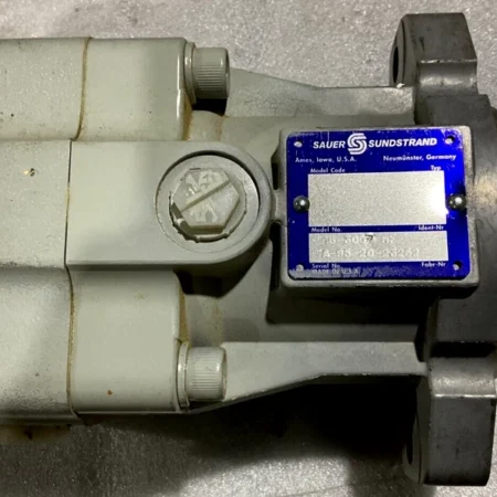 SAUER SUNDSTRAND HYDRAULIC MOTOR 18-3007 A-95-20-23262