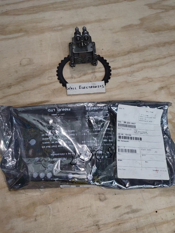 Fanuc A16B-2203-0180 PLC Module =NEW OLD STOCK= 2 A16B 2203 0180 0