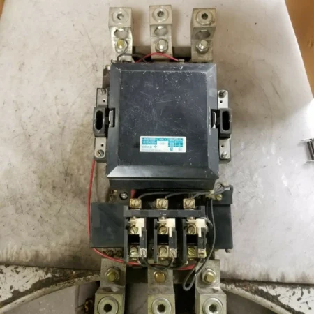 ITE GOULD SIZE 5 MOTOR STARTER 480 VAC COIL 300 AMP 600 VAC 200 HP 3 PHASE A203G