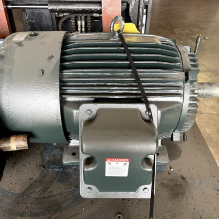 20 HP TOSHIBA 880 RPM 460 V FRAME 324T B0208FLF3BHHD