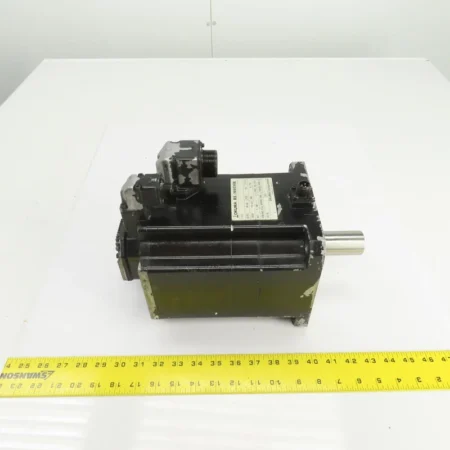 Okuma BL-MC100J-30SB 3kW AC Servo Motor 3000RPM 133V 3PH 13.4A W/Encoder