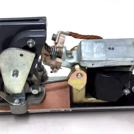 Cutler Hammer C80FJ421N00 DC Contactor 600V Max DC Nema Size 4