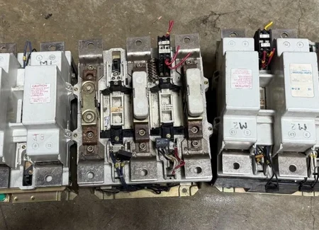 LOT OF 3 CE15VN3 Eaton Cutler Hammer Contactor 200-218V Coil 9-2698-5