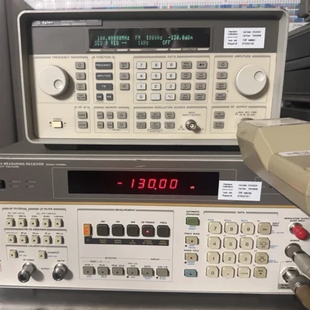 HP Hewlett Packard 8902A Measuring Receiver 050, 002 --Calibrated--