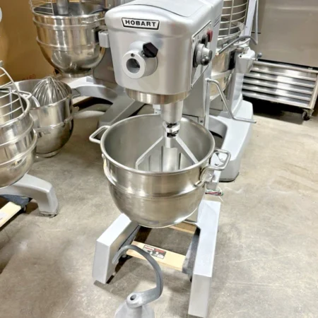 Hobart D-300T 30 Quart 3/4 HP Motor Planetary Mixer With Bowl, hook & paddle