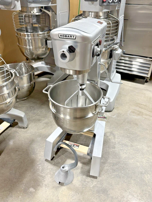 Hobart D-300T 30 Quart 3/4 HP Motor Planetary Mixer With Bowl, hook & paddle 2 D 300T 0