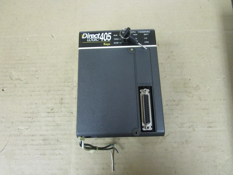 KOYO DIRECT LOGIC 405 CPU MODULE D4-430 110/220Vac w/ KEY 2 D4 430 0