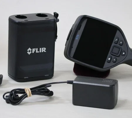 FLIR E75-24 Advanced Thermal Camera 320 x 240 IR Resolution 24 Degree Lens MINT!