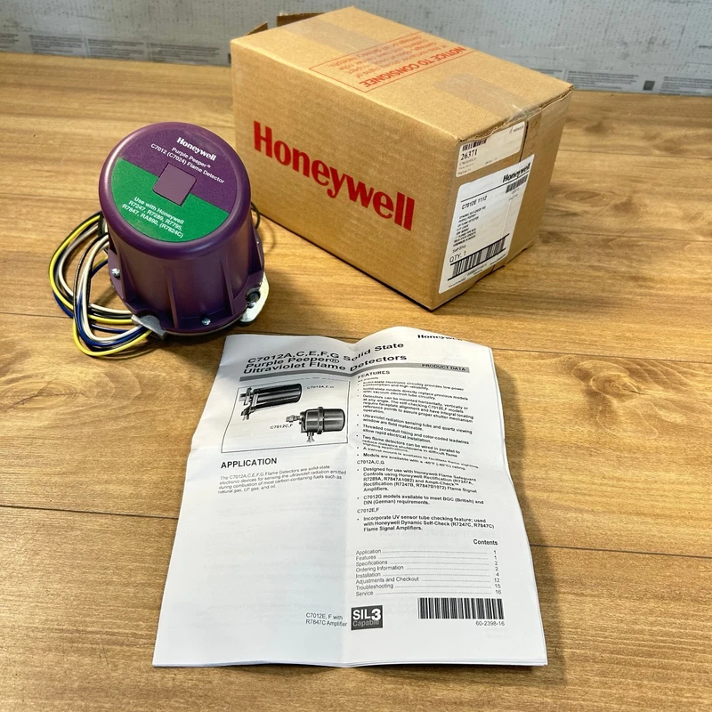 New HONEYWELL C7012E Explosion-Proof Purple Peeper FLAME DETECTOR / C7012E1112 2 Explosion Proof 0