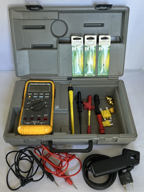 MAC Fluke 88 DMM Automotive Digital Multimeter With Case Tested and Calibrated 2 Fluke88 0