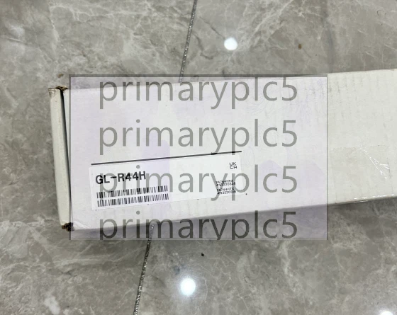 New Keyence Brand new ones Safety Light GL-R44H 2 GL R44H 0