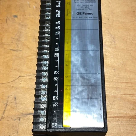 GE Fanuc Genius I/O Block Block Cat No: IC660BBS103 Isolated In/Out 115V 50/60Hz