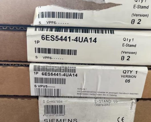 SIEMENS digital output module 6ES5441-4UA14 2 6ES5441 4UA14