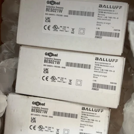 BALLUFF BES021W Inductive Sensor BES Q40KFU-PSC20B-S04G