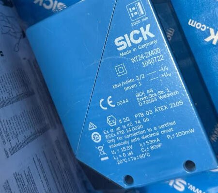 SICK WT24-2X400 PHOTOELECTRIC SENSOR