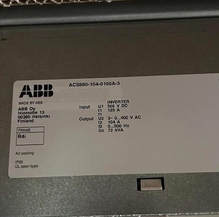 ABB ACS880-104-0100A-3 frequency converter