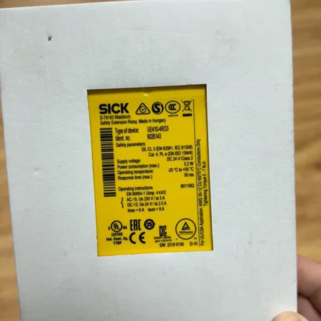 SICK UE410-4RO3 safety relay