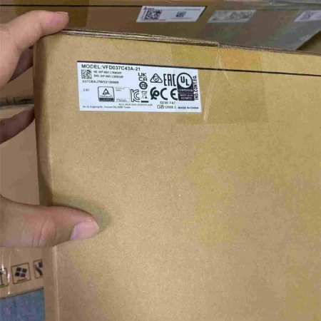 Delta inverter VFD037C43A-21