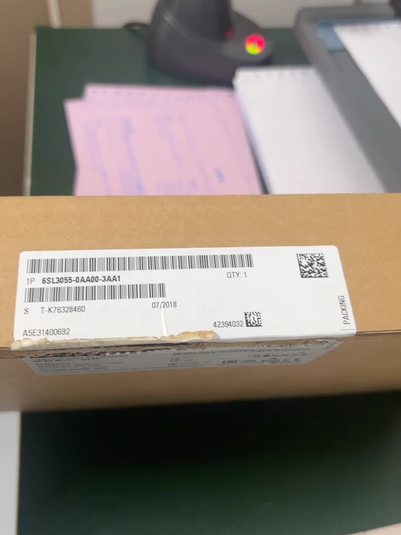 SIEMENS Terminal Module 6SL3055-0AA00-3AA1 1 6SL3055-0AA00-3AA1