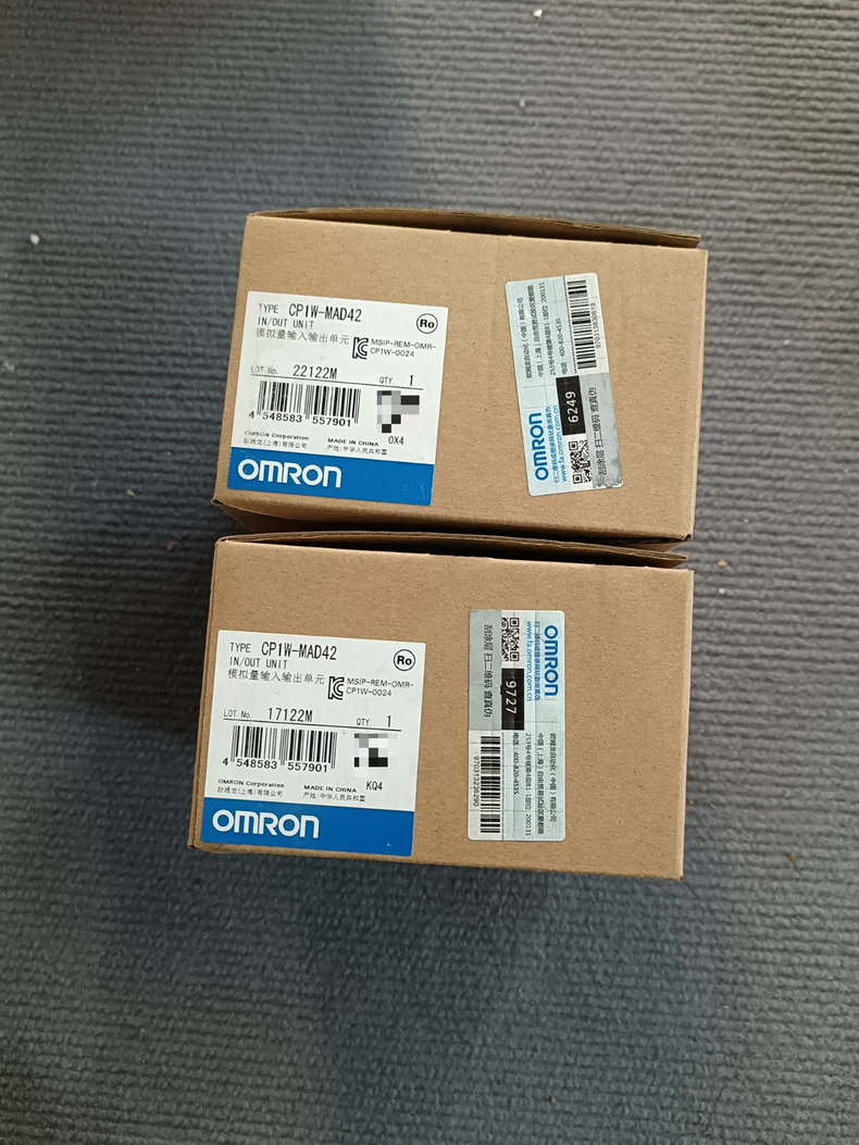 Analog Output Unit CP1W-MAD42 Omron Input 1 CP1W-MAD42