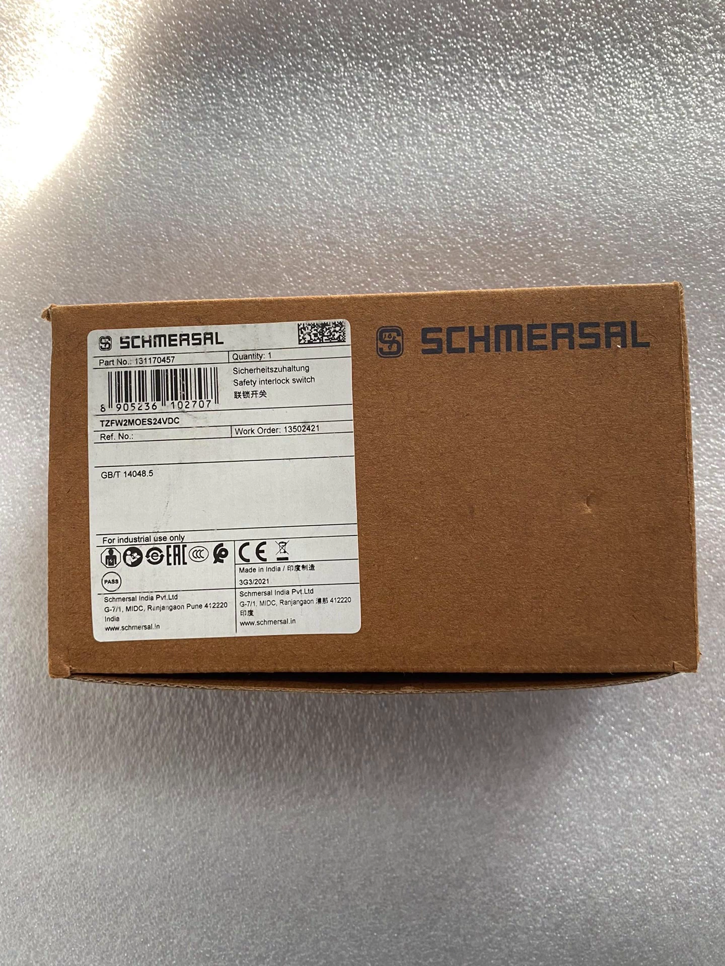 Schneider Electric Schneider Safety Switch TZFW2MOES24VDC 1 TZFW2MOES24VDC