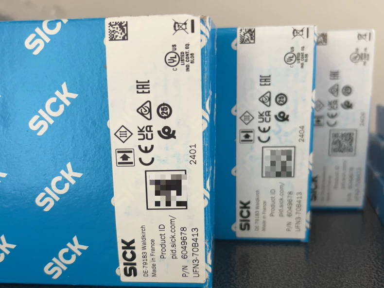 6049678 Ultrasonic Groove Sensor UFN3-70B413 SICK 1 UFN3-70B413