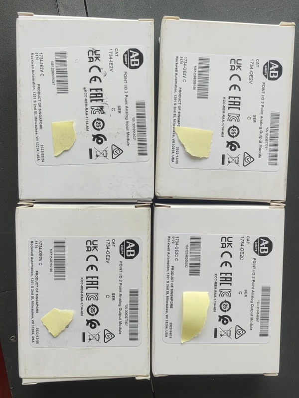 Allen-Bradley 1734-oe2c Output Module for Control Systems 1 1734-oe2c