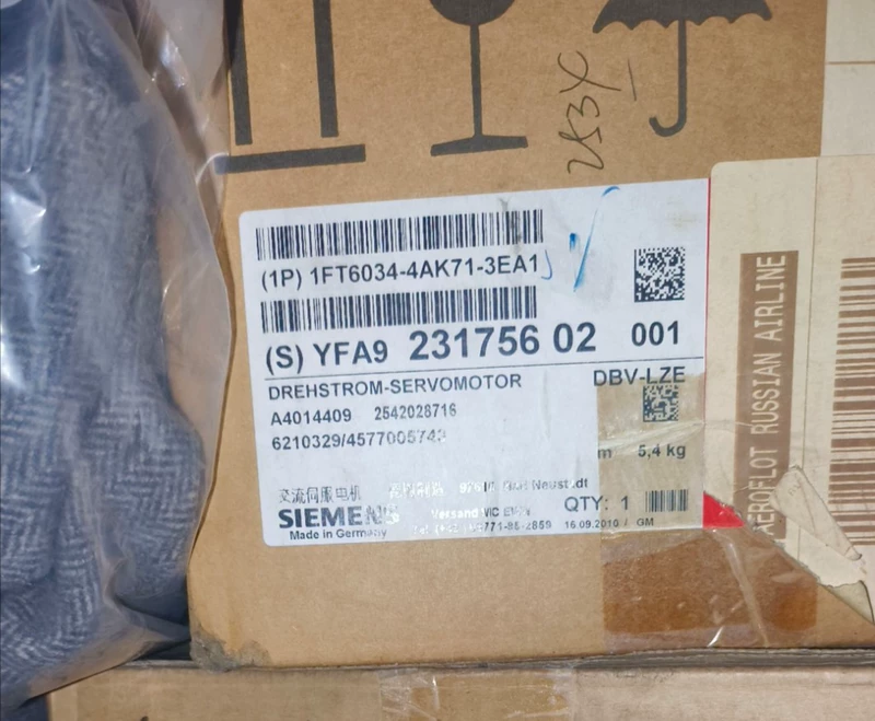 SIEMENS 1Fk6031-4Ak71-3EA1 High Performance Servo Motor 1 1Fk6031-4Ak71-3EA1