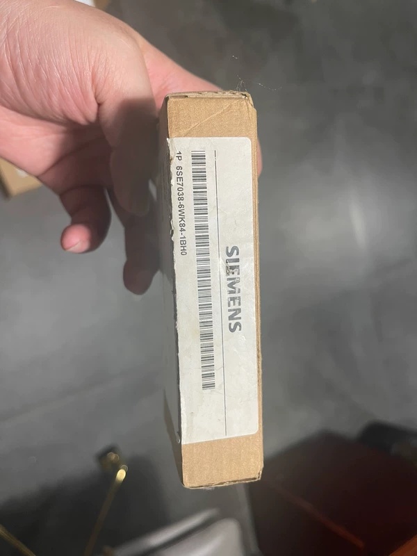 Siemens Drive Board 6SE7038-6WK84-1BH0 - Industrial Use 1 6SE7038-6WK84-1BH0