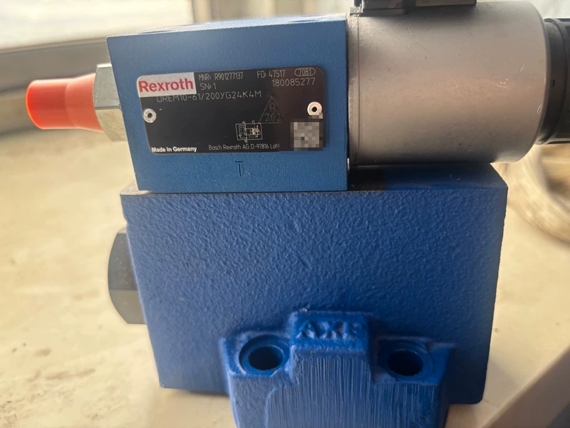 Rexroth Pressure Reducing Valve DREM10-61/200YG24K4M - Hydraulic Pressure Regulator 1 Rexroth Pressure Reducing Valve DREM10-61/200YG24K4M - Hydraulic Pressure Regulator