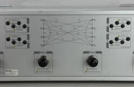 Anritsu Vector Network Analyzer MS46524B for Precise Signal Measurement