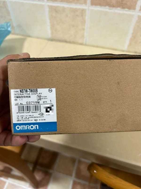 Omron NB7W-TW00B Programmable Terminal Touchscreen Panel 1 NB7W-TW00B