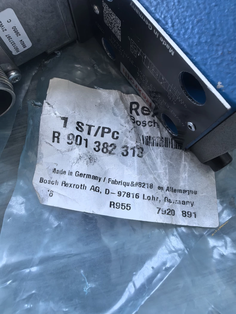 Rexroth Proportional Valve R901382313 - Precision Control 1 Rexroth Proportional Valve R901382313 - Precision Control