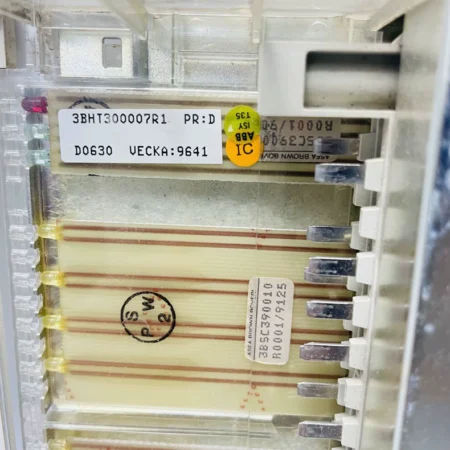 ABB Board Card 3BHT300007R1 - High Performance Circuit Board