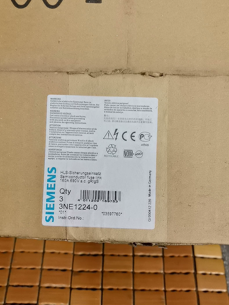 Siemens Fuse 3NE1224-0 - High Quality Electrical Fuse 1 Siemens Fuse 3NE1224-0 - High Quality Electrical Fuse