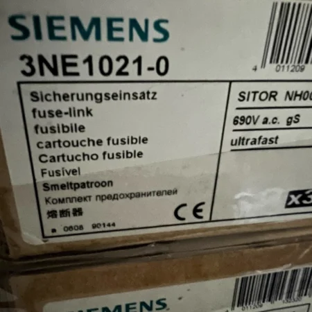 Siemens Fuse 3NE1021-0 - Durable Industrial Fuse Model