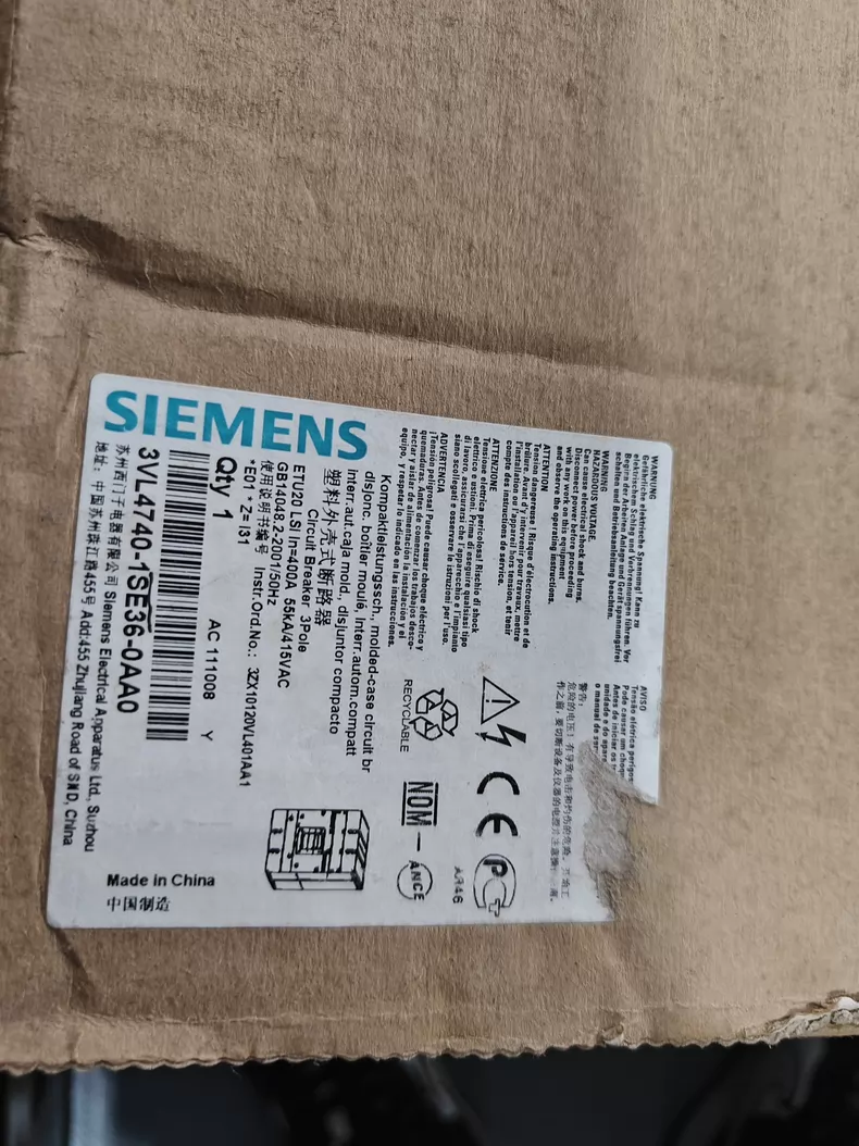 Siemens Molded Case Circuit Breaker Model 3VL4740-1SE36-0AA0 1 Siemens Molded Case Circuit Breaker Model 3VL4740-1SE36-0AA0
