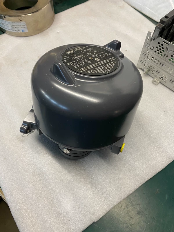 Fisher Electrical Converter 546NS - Precision Signal Conversion 1 Fisher Electrical Converter 546NS - Precision Signal Conversion