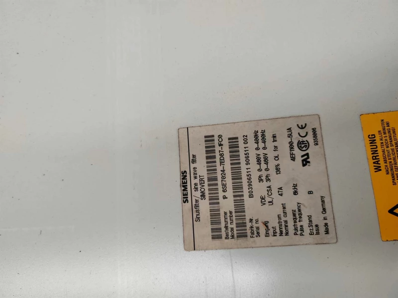 SIEMENS Variable Frequency Drive 6SE7024-7ED87-1FC0 Controller 1 SIEMENS Variable Frequency Drive 6SE7024-7ED87-1FC0 Controller