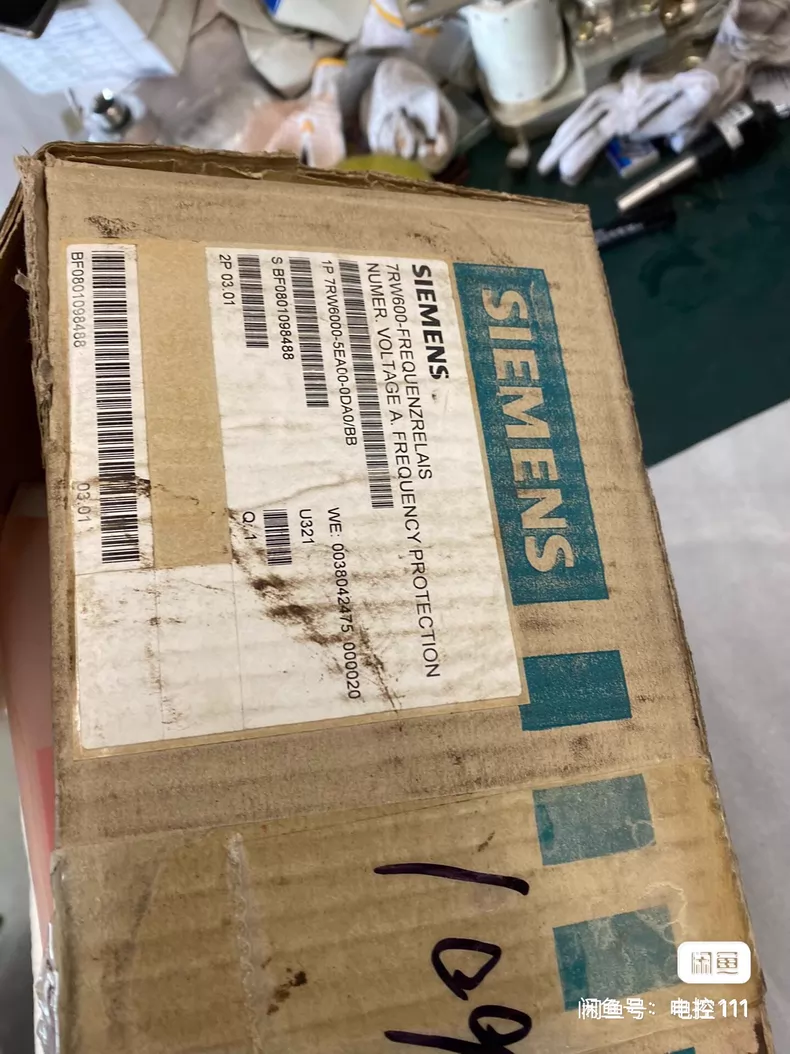 SIEMENS Protection Relay 7RW6000-5EA00-0DA0/BB - Advanced Power Safety 1 SIEMENS Protection Relay 7RW6000-5EA00-0DA0/BB - Advanced Power Safety
