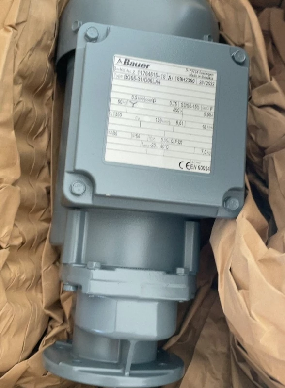 BAUER Gear Motor Model BG05-31/D05LA4 Industrial Drive Unit 1 BAUER Gear Motor Model BG05-31/D05LA4 Industrial Drive Unit