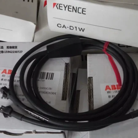 KEYENCE CA-D1W Light Source Splitter Cable - Efficient Optical Distribution