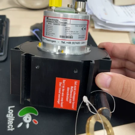 TR Encoder Model CMW58M-00002 - Industrial Grade Positioning