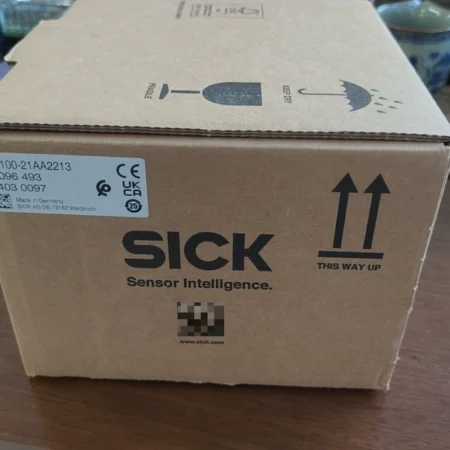 SICK Distance Sensor Model DL100-21AA2213 Optical Type