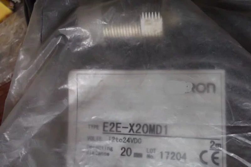 Omron E2E-X20MD1 Proximity Sensor - Accurate Object Detection Device 1 Omron E2E-X20MD1 Proximity Sensor - Accurate Object Detection Device