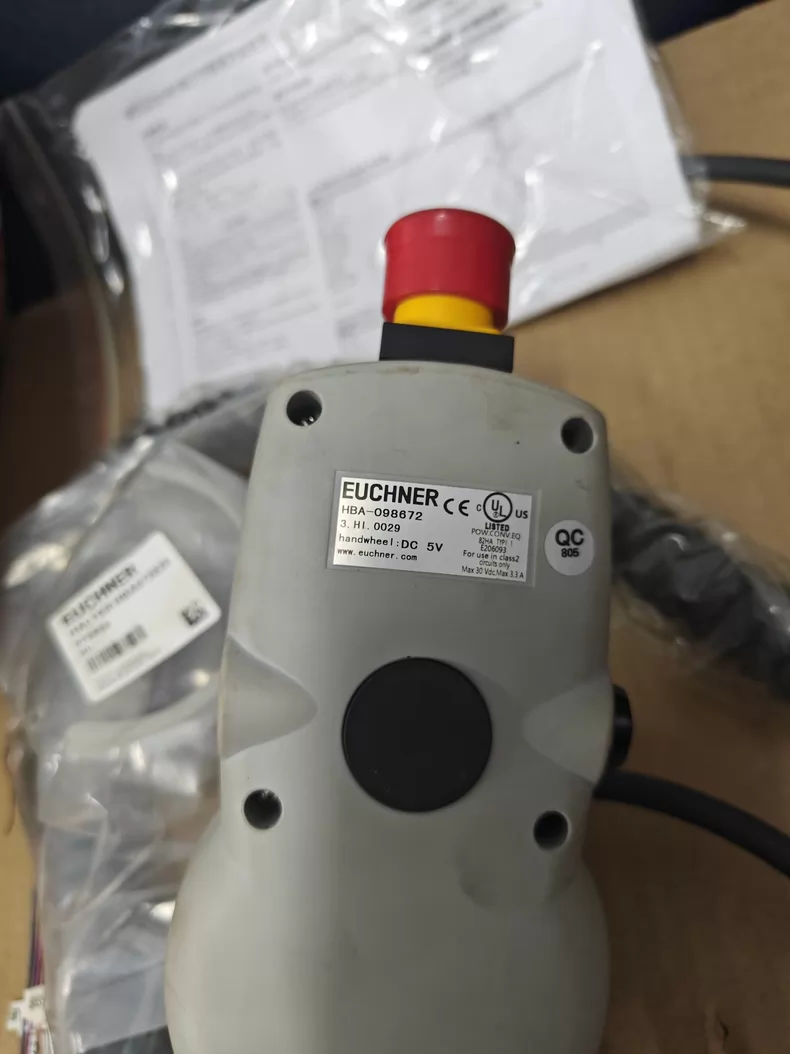 EUCHNER High-Quality Handheld Unit Model HBA-098672 1 EUCHNER High-Quality Handheld Unit Model HBA-098672