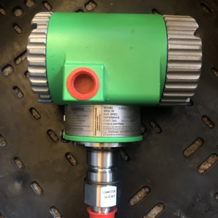 Schneider Transmitter IGP05S-T52F1FD-L1 - Accurate Pressure Gauge